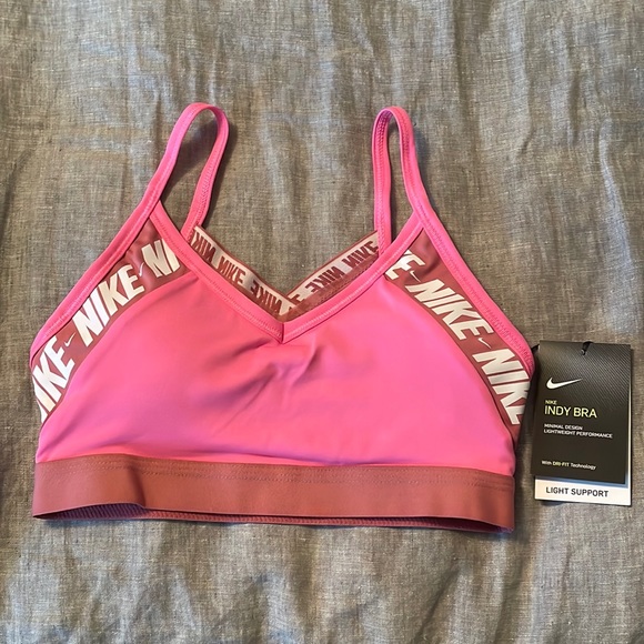 Brand new pink Nike sports bra! Tag still on super cute! - Picture 1 of 3